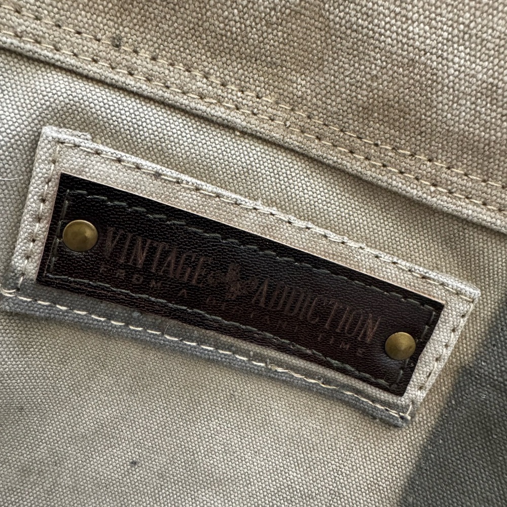 Vintage Brown Canvas Satchel with Artistic Design - Picture 7 of 12